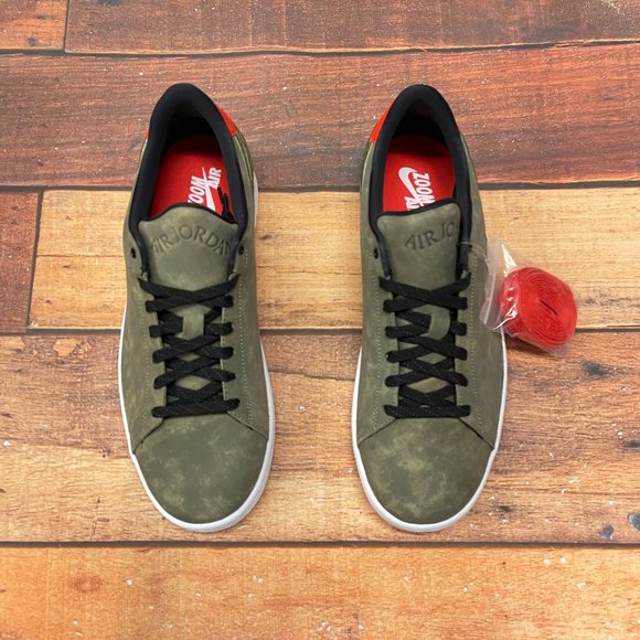 Air Jordan 1 Men's Centre Court Shoes - Picture 3 of 6